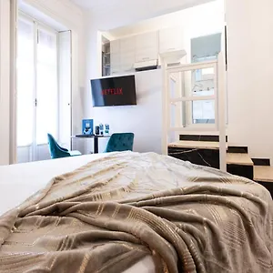 collection-duomo-suites-1.italymilanhotels.net/